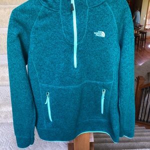 Women’s blue/green fleece